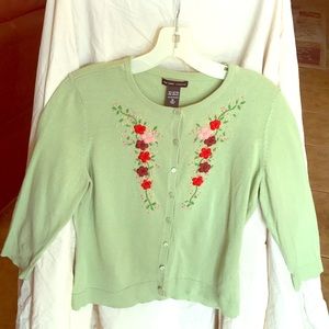 🌸embroidered button up sweater. 3/4 sleeve.